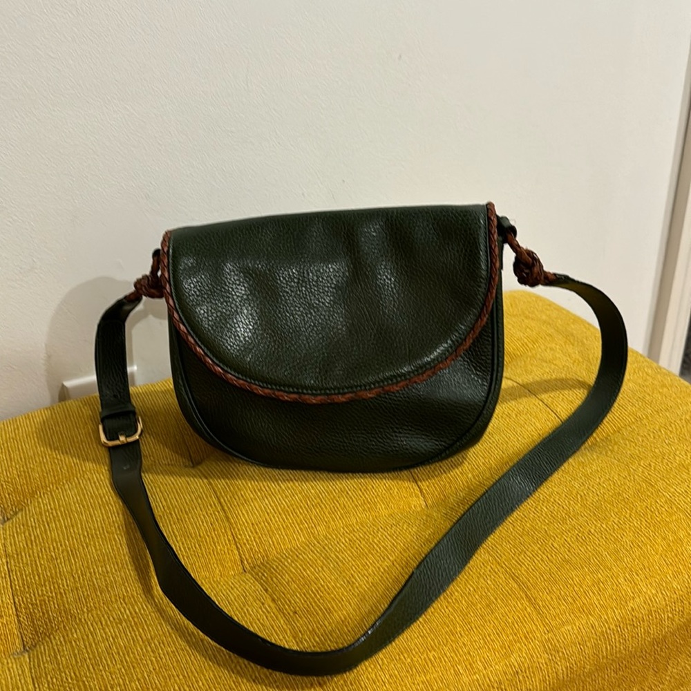 NWOT Emerald Green DESMO made in Italy satchel bag 100% leather☘️☘️☘️